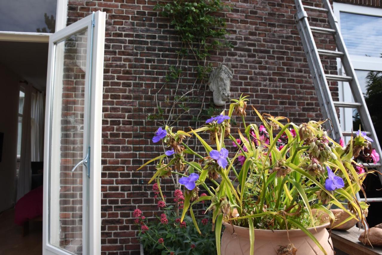 Bed & Breakfast Leonie The Hague Exterior photo
